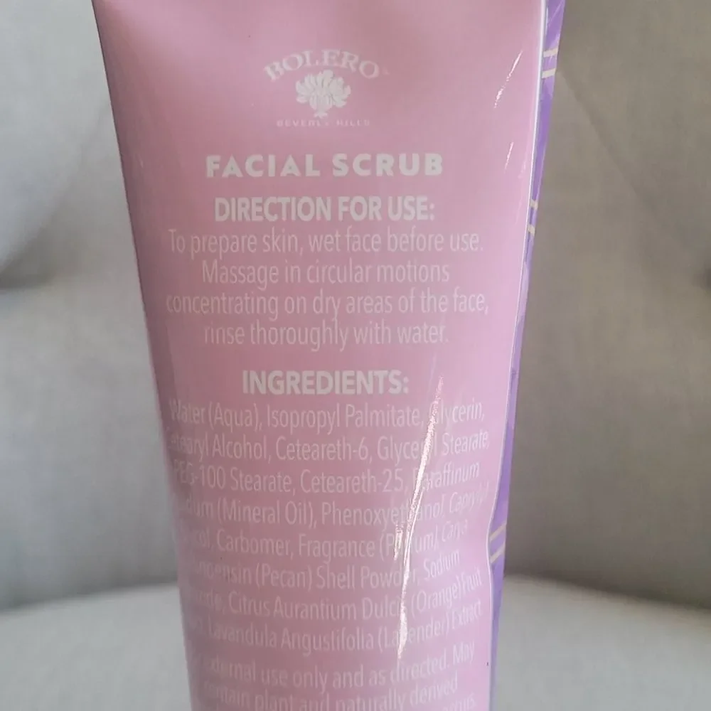 Bolero Beverly Hills orange blosson & lavender face scrub and wipes set